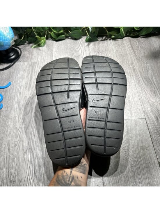 Nike COMFORT Slide 2 Sandal Men\'s Size 11 Black/Metallic Silver 415205 002 main image 6